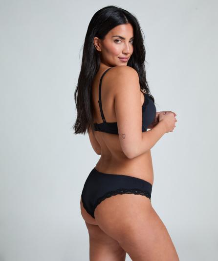 Μπραζίλιαν Lola