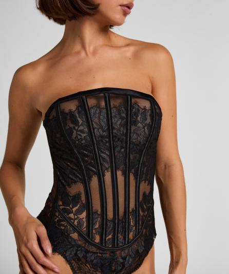 Bustier Chalice