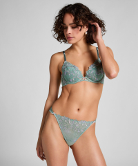 Μπραζίλιαν Lauren