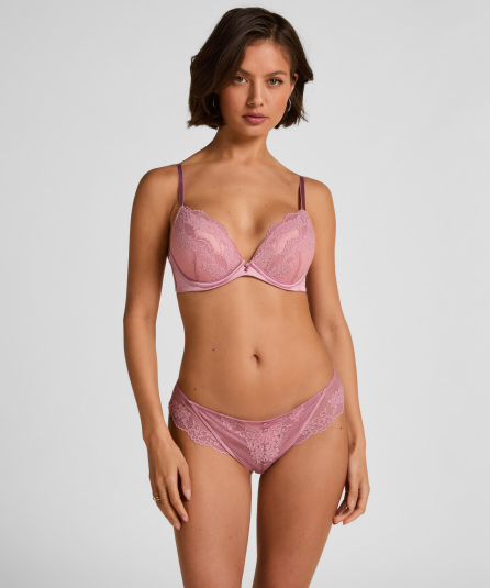 Μπραζίλιαν Laila