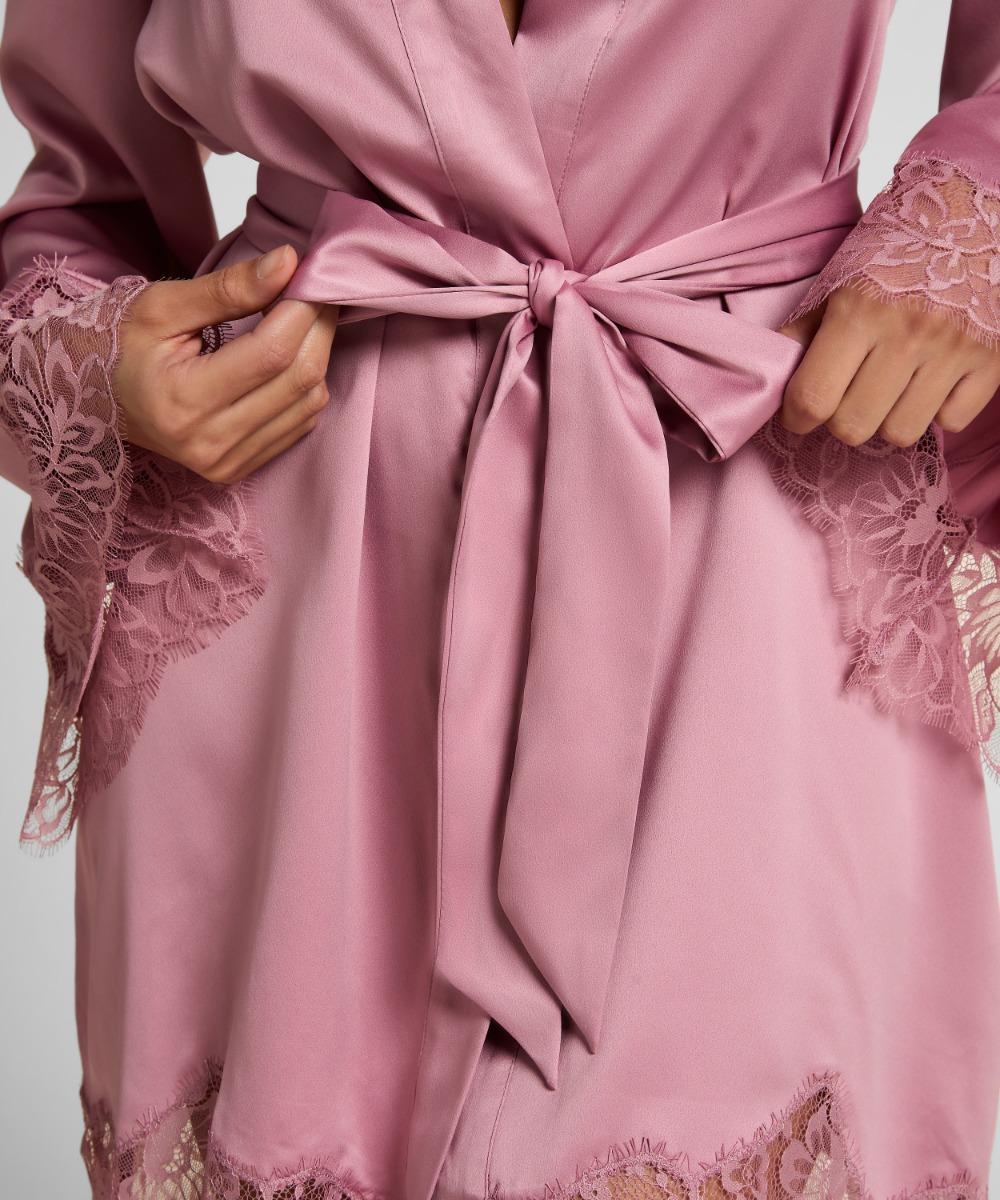 Σατέν Κιμονό