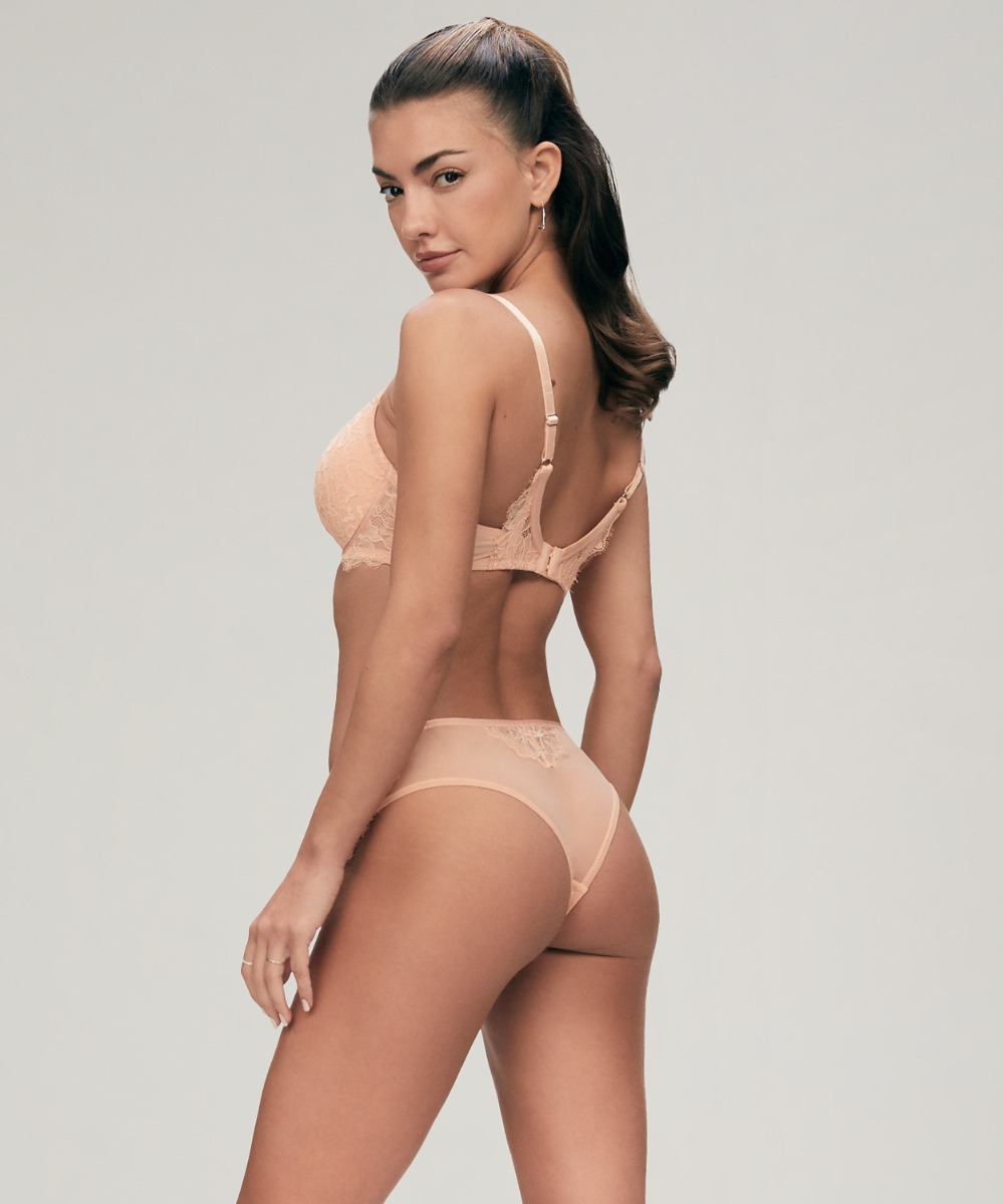 Μπραζίλιαν Isabella