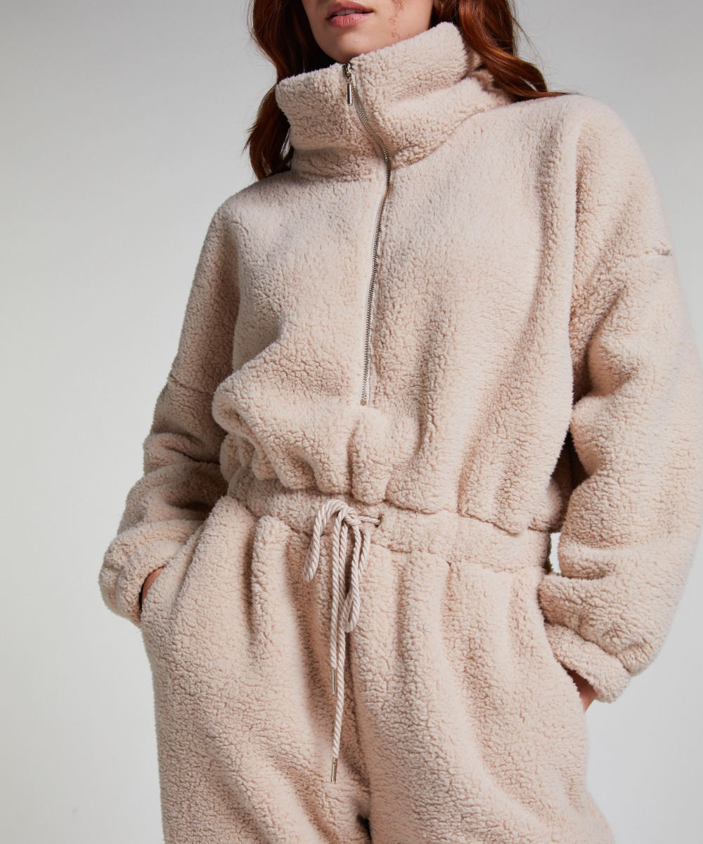 Ολόσωμη Πιτζάμα