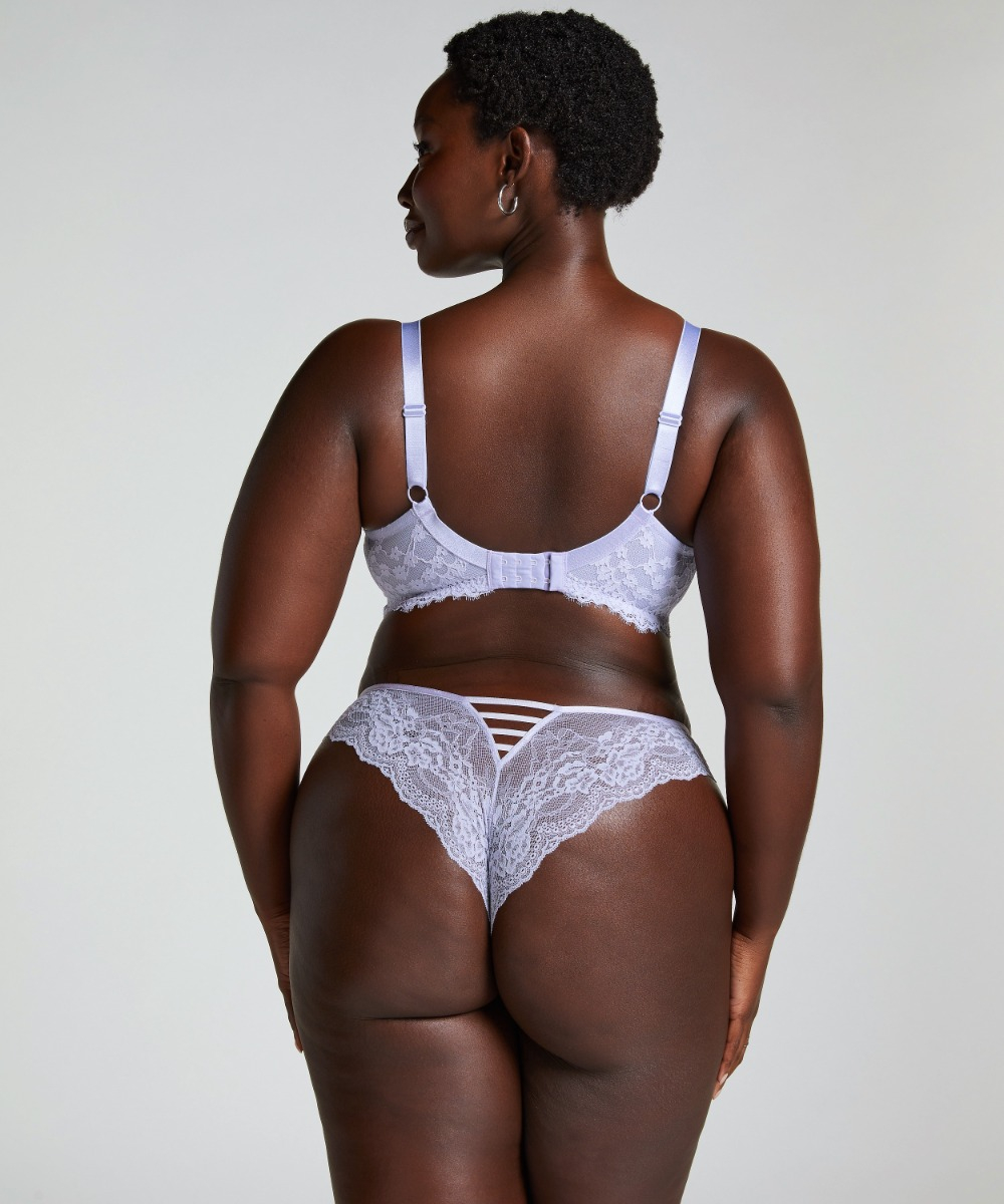 Μπραζίλιαν Belle