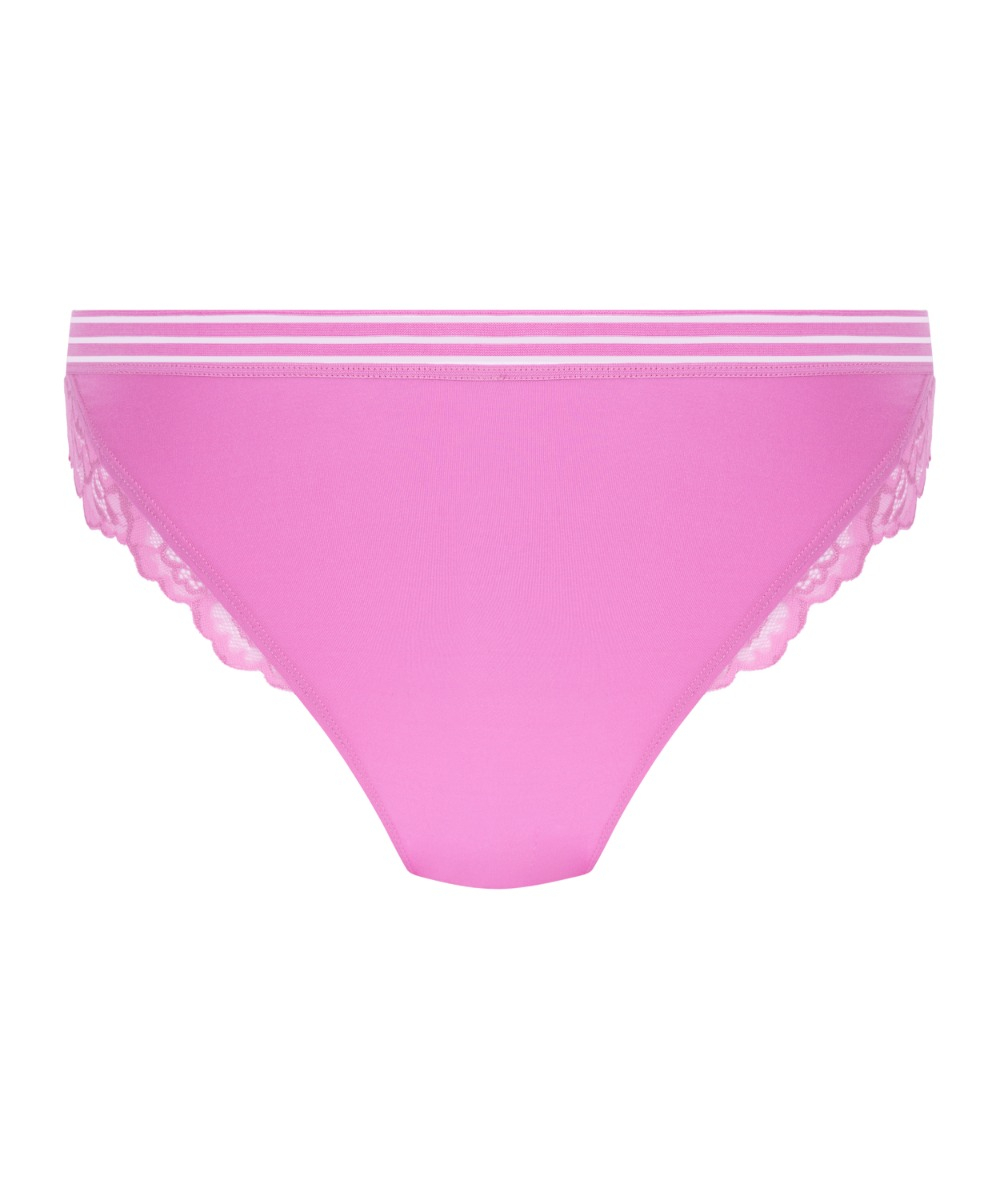 Μπραζίλιαν Sally