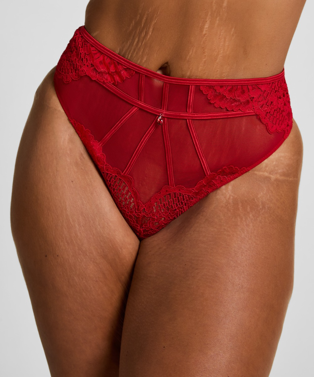 Ψηλόμεσο Στρινγκ Με Ζαρτιέρες Whitney